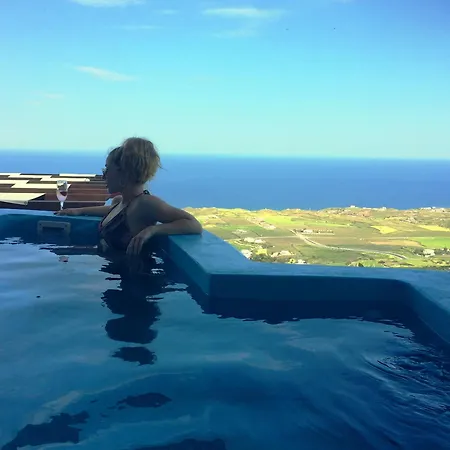 Belle Etoile Lägenhetshotell 4*