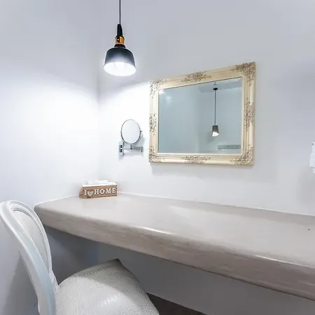 Belle Etoile 4* Imerovigli (Santorini)