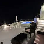 Belle Etoile 4* Imerovigli (Santorini)