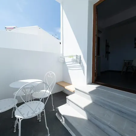 Belle Etoile 3* Imerovigli (Santorini)