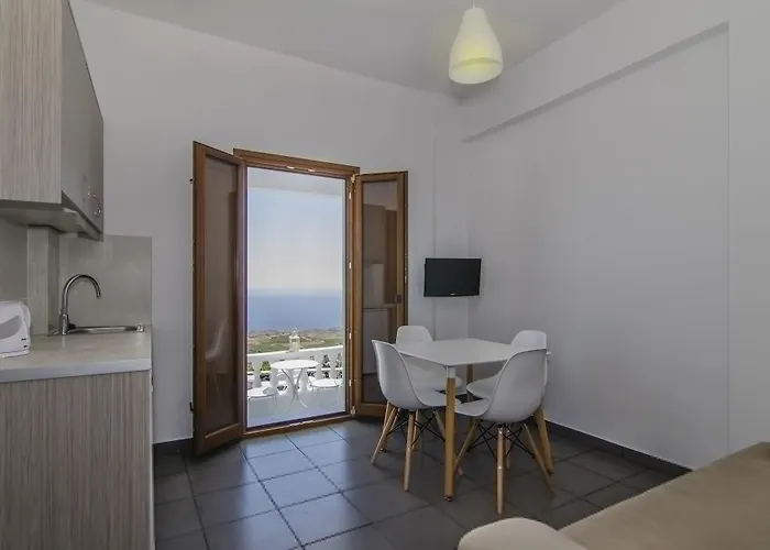 بيل إيتوال فيلاز 4*